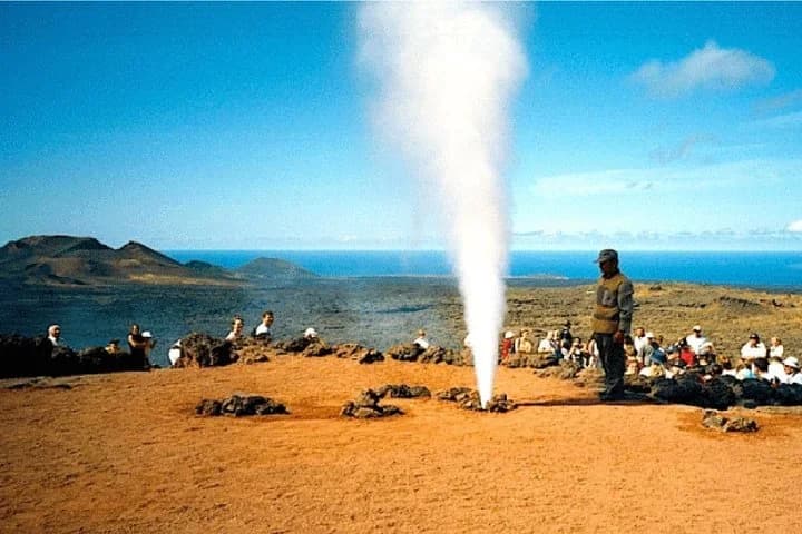 main image of the excursion Volcan Express Lanzarote